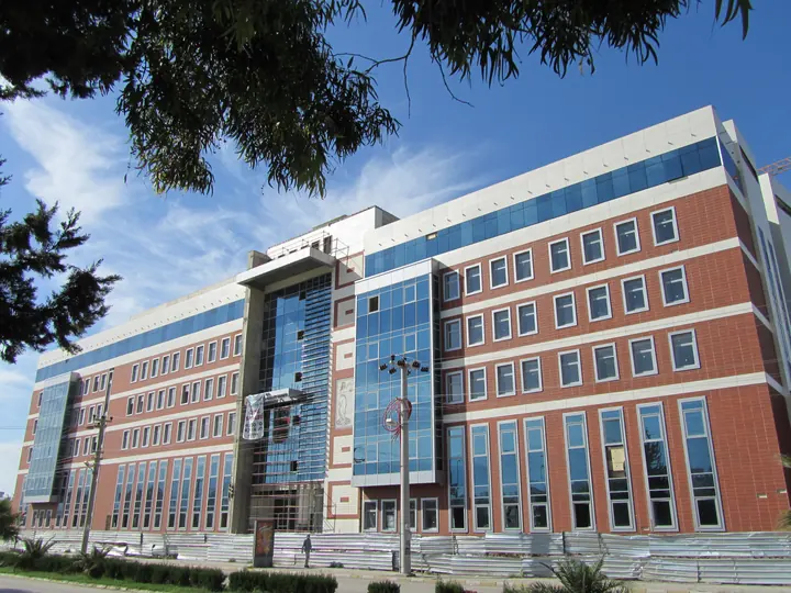 Terracotta façade application — 16