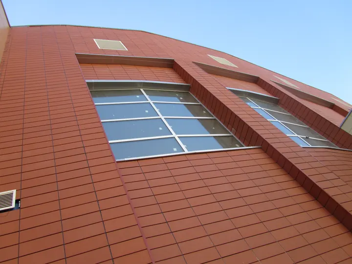 Façade surface and application detail — 31